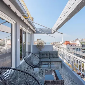 Daphne By Halu! : Downtown Family Penthouse Apartment Thessaloniki